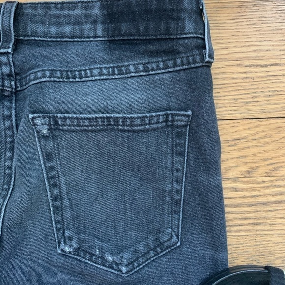 AMO Gray Twist Zip Skinny Jeans in Smoke - Picture 8 of 8